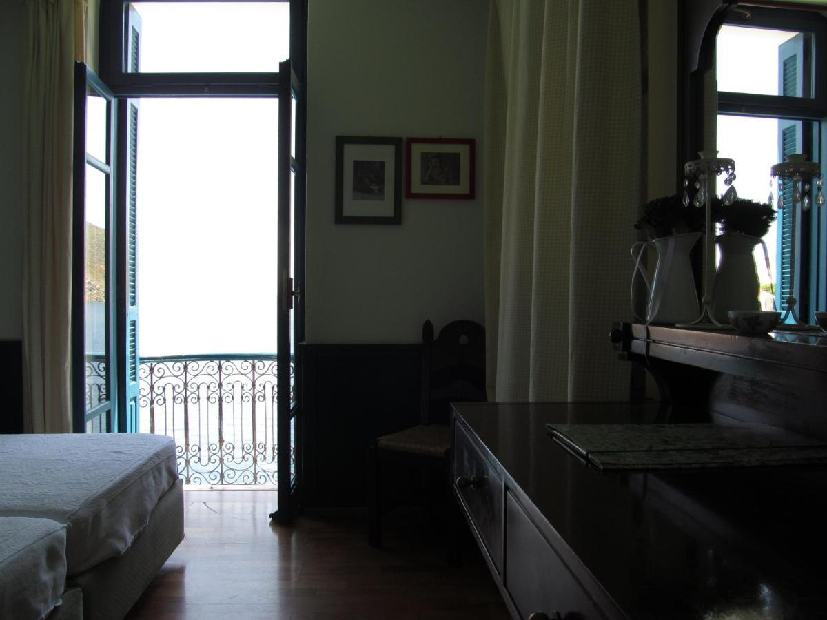 Hotel Aliki Đảo Sými Ngoại thất bức ảnh
